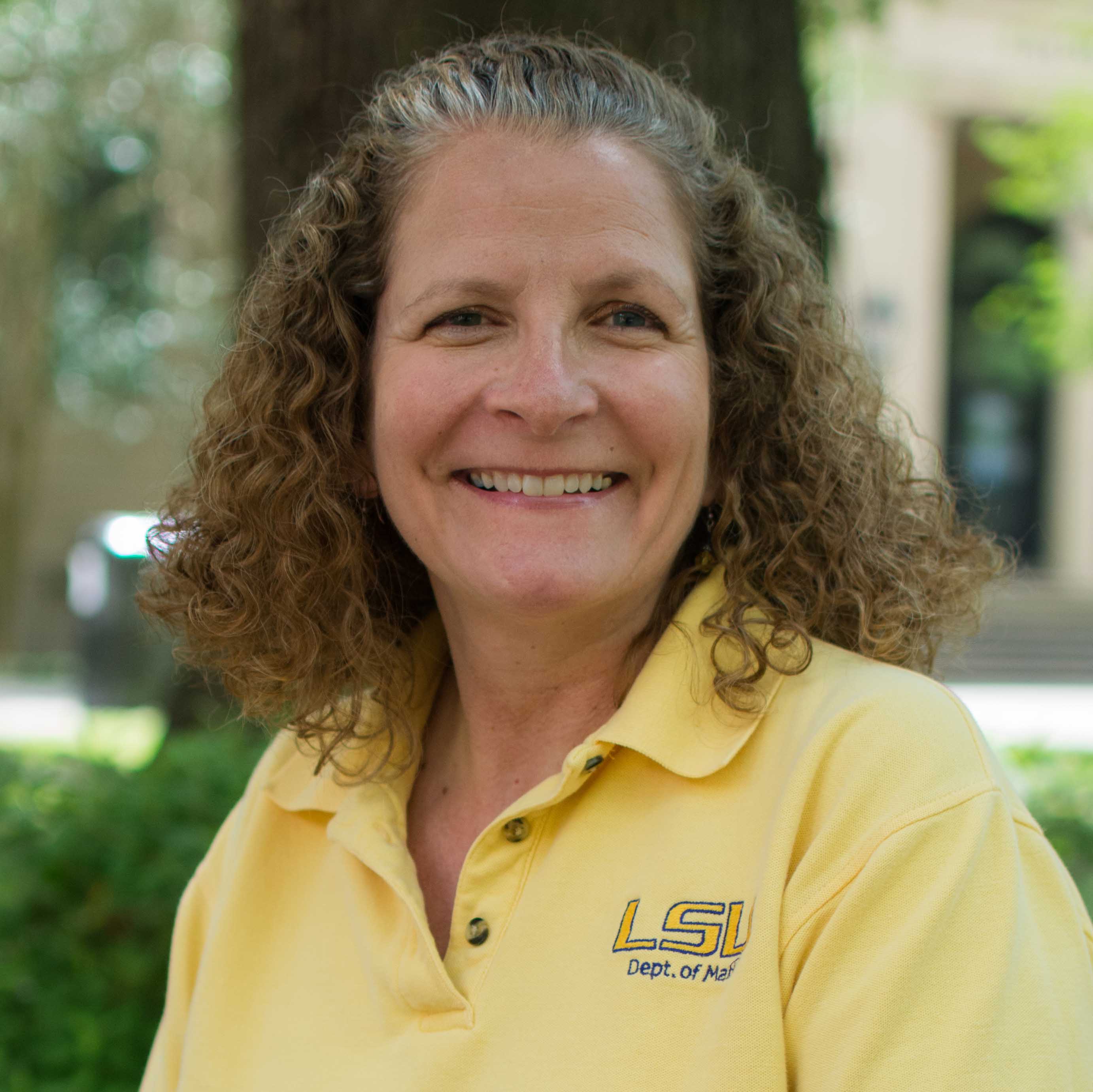 Headshot of Julia Ledet